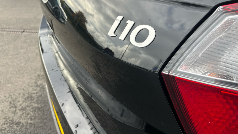 Hyundai i10 1.0 Advance 5dr Petrol Hatchback